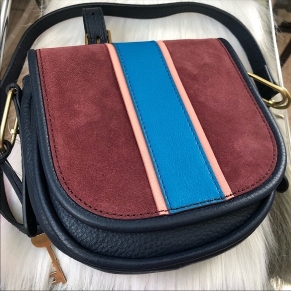 NWT Fossil RUMI Crossbody Bag - Picture 2 of 8